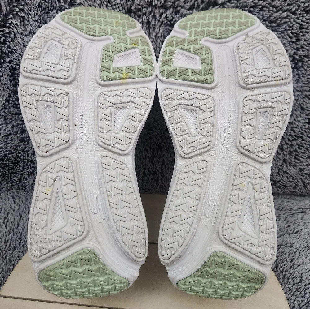 Skechers Endeavour Max Cushioning Sneakers Women's Size 8 - Picture 8 of 9